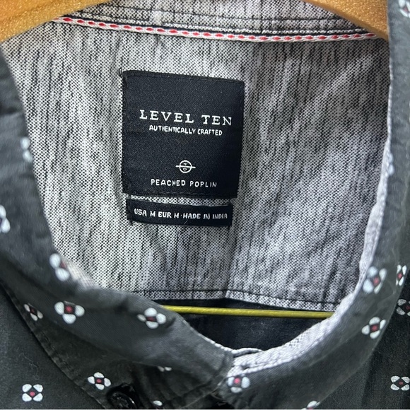 !SOLD! LEVEL TEN Black Patterned Men's Shirt Short Sleeve Button Down sz Medium - Picture 6 of 8